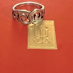 James Avery Swirl Ring size 6 Retired pattern .925 sterling silver